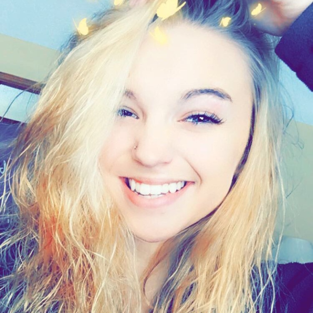 Meet your Posher, Hailey